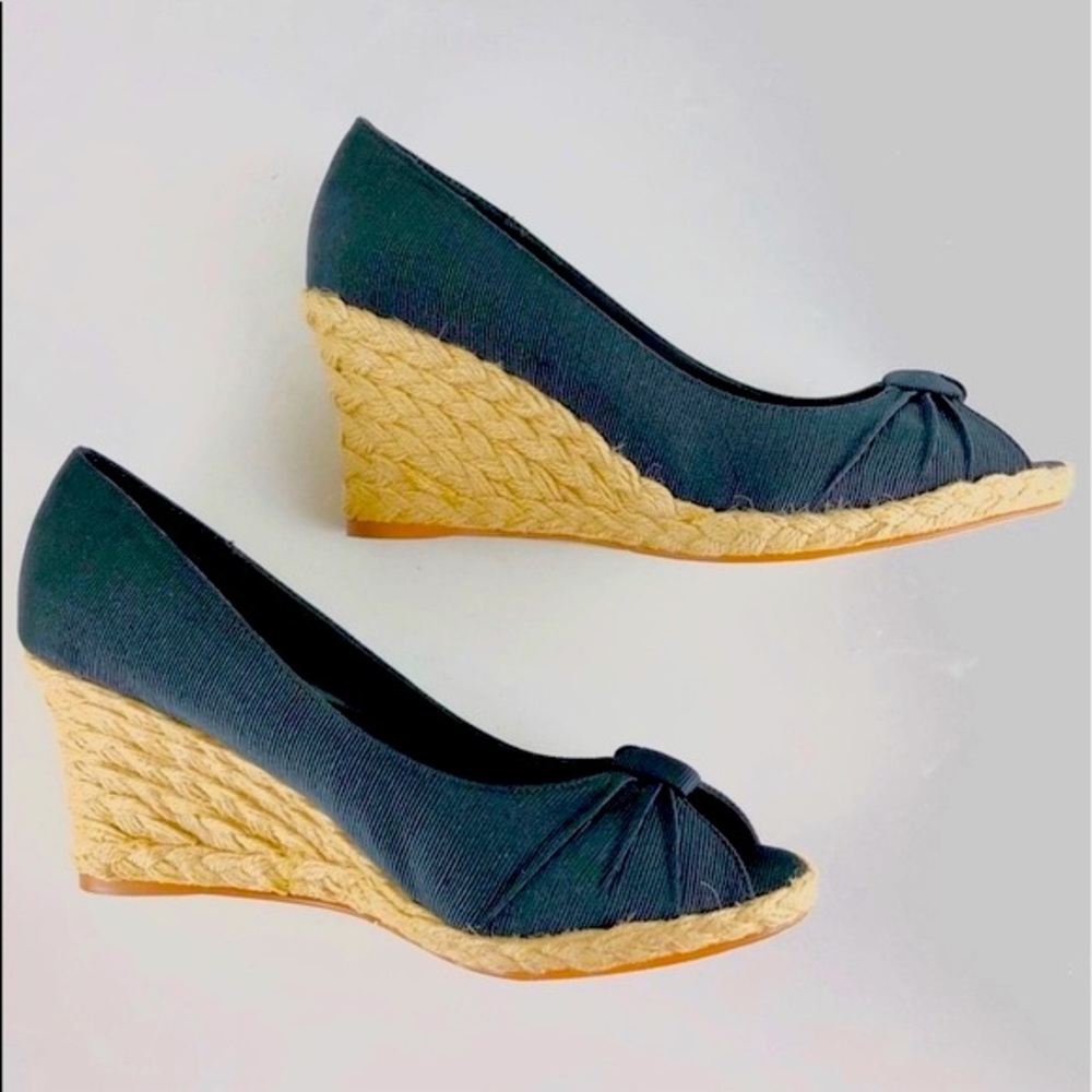 NWOT Moda Spana black espadrilles 7.5